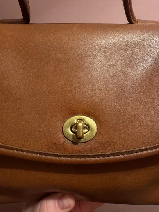 Vintage Coach Manor Bag - Picture 3 of 15